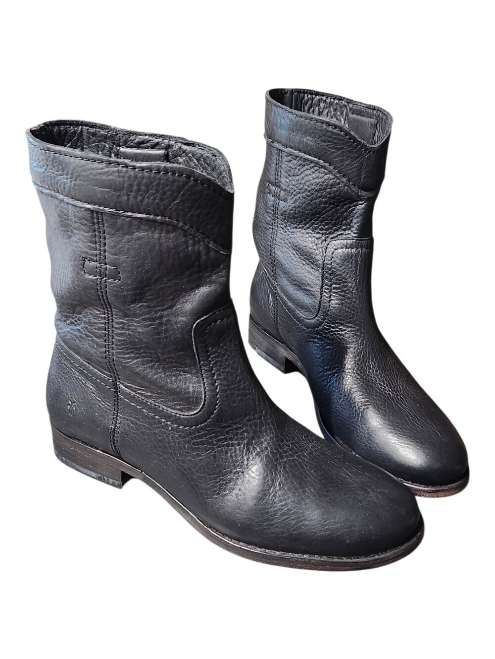 Frye Black Leather Pull On Short Boots Like New Size 6B